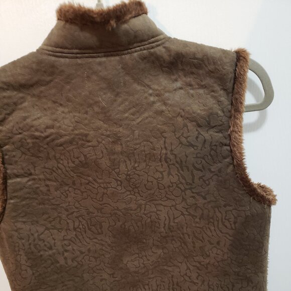 Sport Haley Faux Suede Print Vest Medium – Faux Fur Lined, Front Pockets Medium - Picture 3 of 4